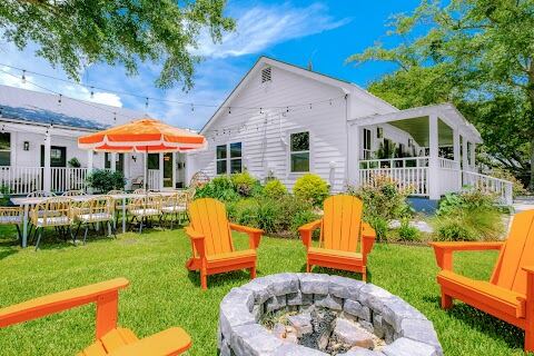 The Porch Downtown, Ocean Springs